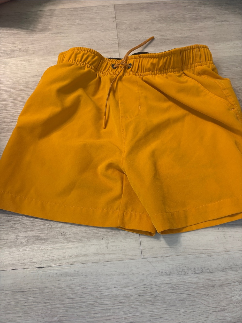 Vineyard Vines Kids Shorts in Orange - Picture 4 of 5